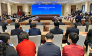 河南省党政代表团与江苏省知名企业家见面会在南京举行
